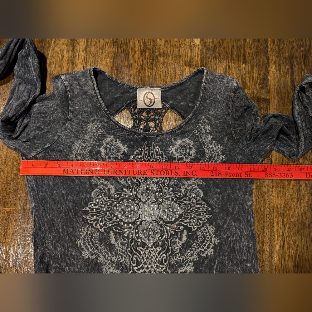 Chic Black Rhinestone‎ & Embroidered Women's Top - Picture 9 of 9
